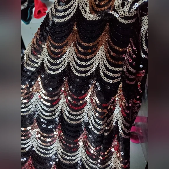 Sequin mini cocktail dress - Picture 3 of 5